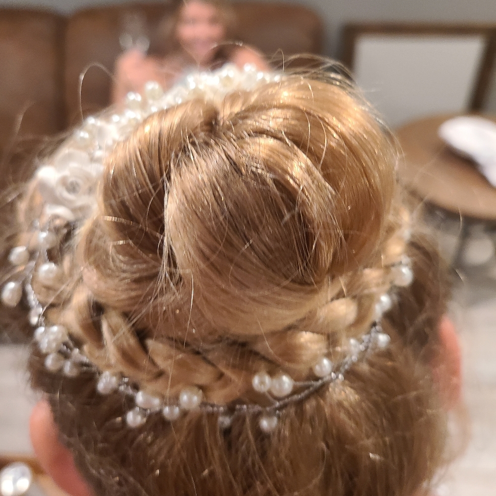 Wedding / Prom Hair Comb Accessory - Picture 10 of 10